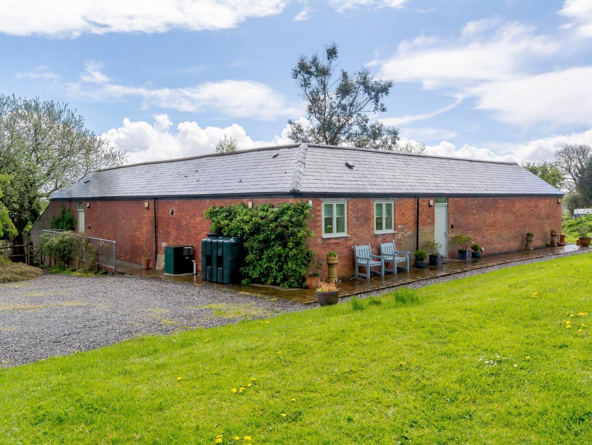 Marigold Villa Shepton Mallet Exterior photo